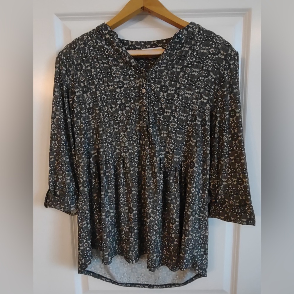 Floral Smock Style Top By Westport 1962 Plus 1X
EUC